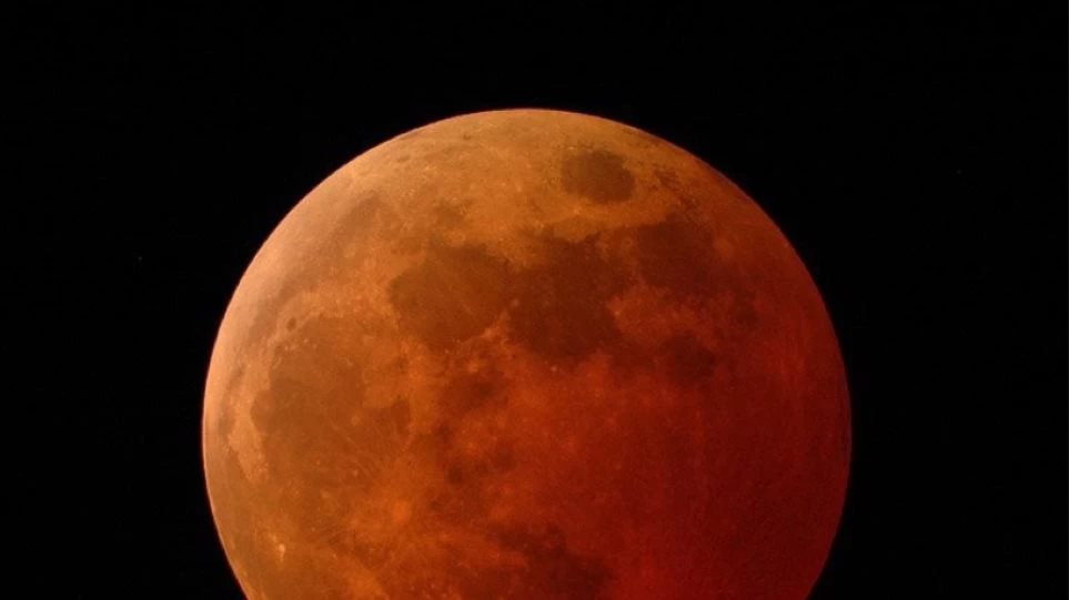 Υπερ-πανσέληνος και έκλειψη τα ξημέρωματα της Δεύτερας!